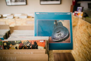"analogni zvuk trgovina", gramofonske ploče trgovina", "gramofonske ploče zagreb".